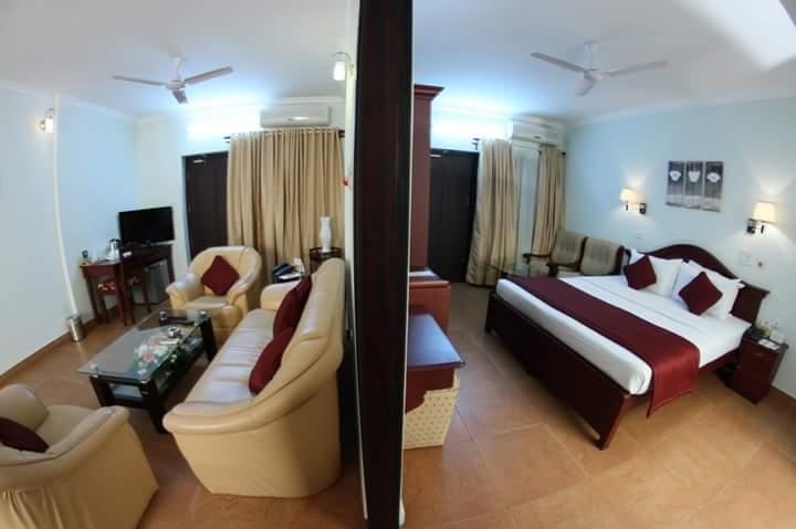 Oyo 4729 K K Residency Hotel Payyannur Exterior foto